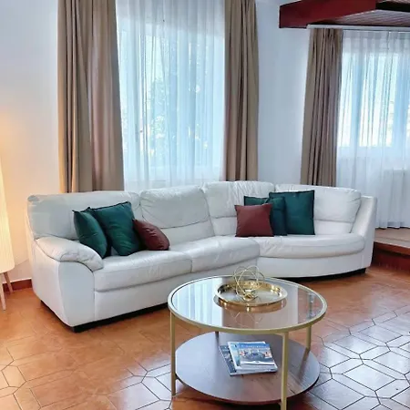 Del Pino, Terrazza Vista Mare Villa