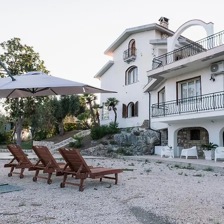 Del Pino, Terrazza Vista Mare *