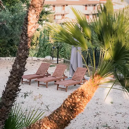 Del Pino, Terrazza Vista Mare Villa