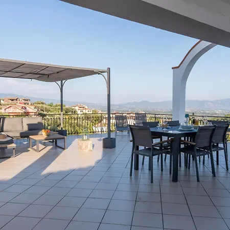 Villa Del Pino, Terrazza Vista Mare Minturno